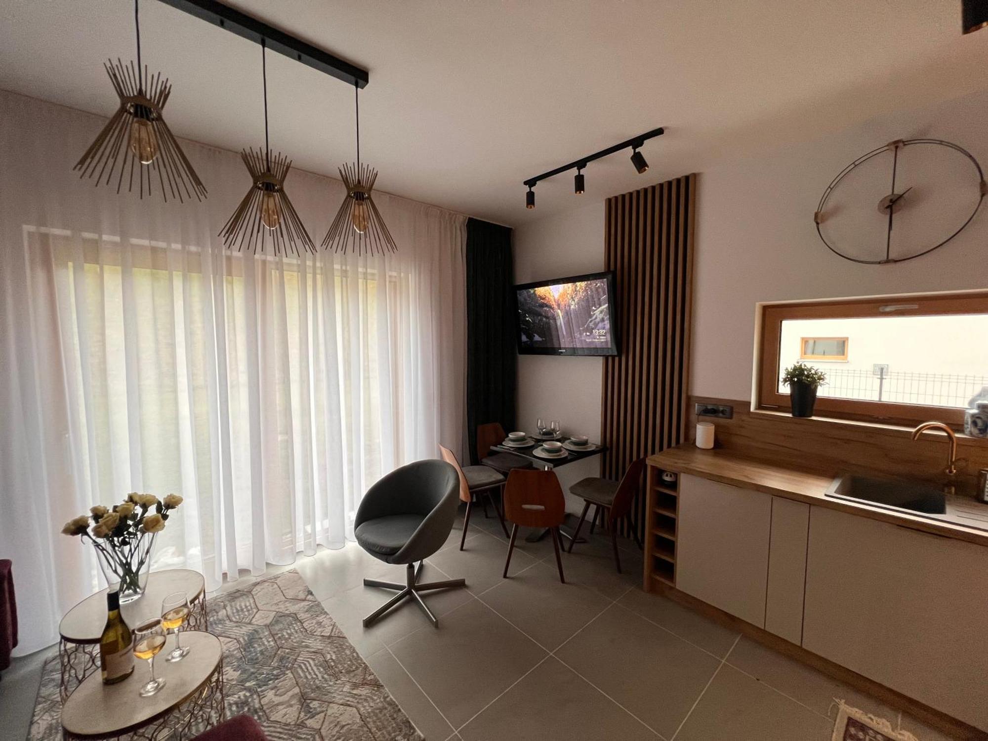 Villa Monte Apartament Z Ogrodem Kudowa-Zdrój Εξωτερικό φωτογραφία